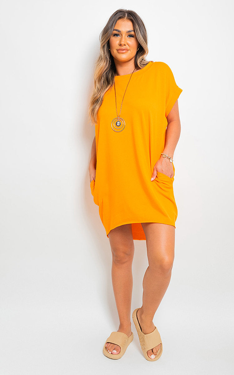 Short Sleeve with Front Pockets Top - Black River UK