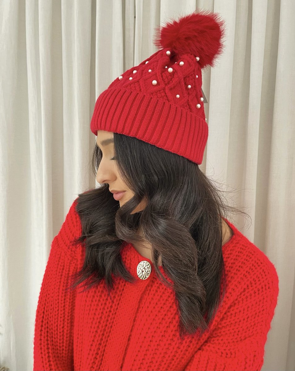 Pom Pom Knitted Winter Hat With Pearl Decor - Black River UK