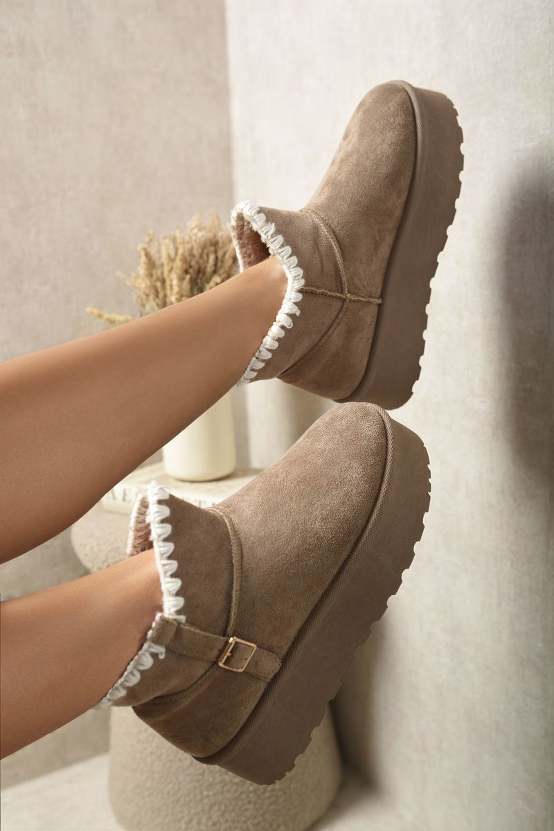 Fur-lined Platform Ankle Boots - Black River UK