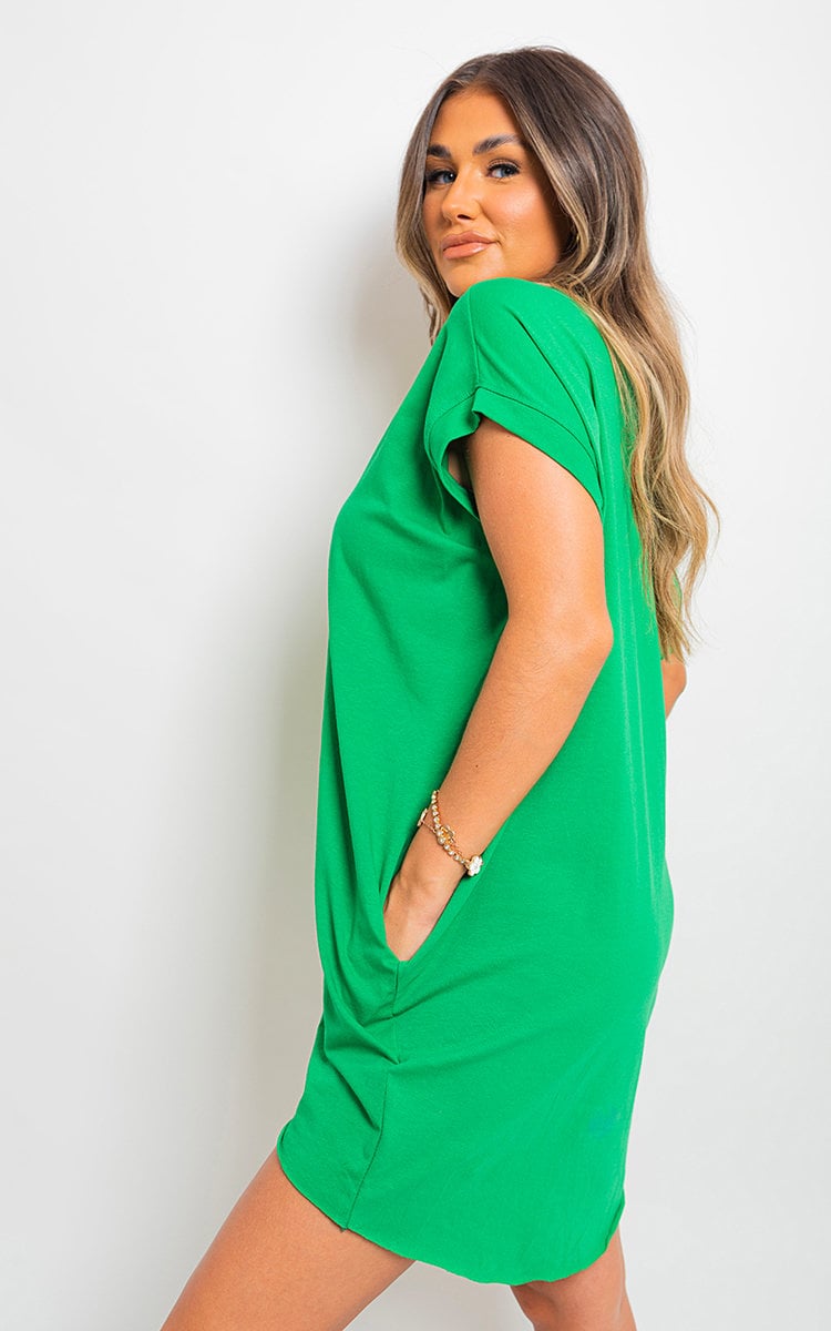 Short Sleeve with Front Pockets Top - Black River UK