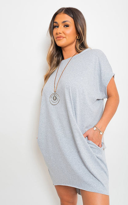 Short Sleeve with Front Pockets Top - Black River UK