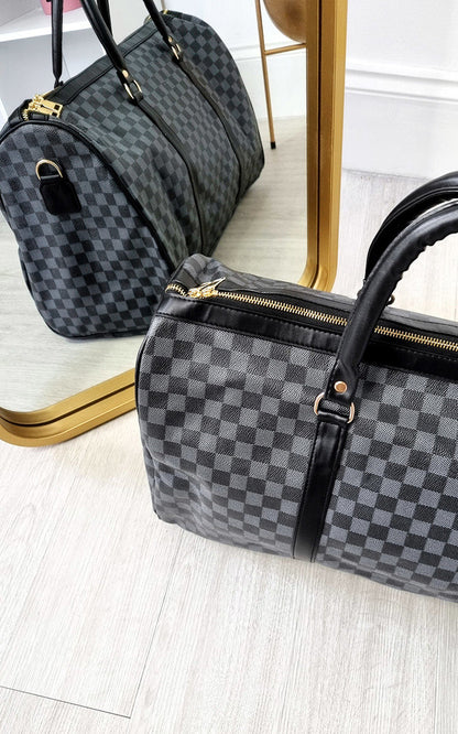 Checked Print Overnight Bag - Black River UK