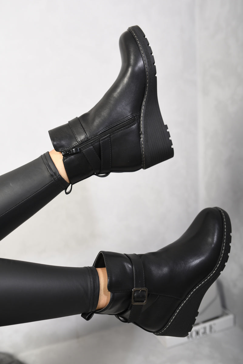 Side Zip Low Wedge Chelsea Ankle Boots - Black River UK