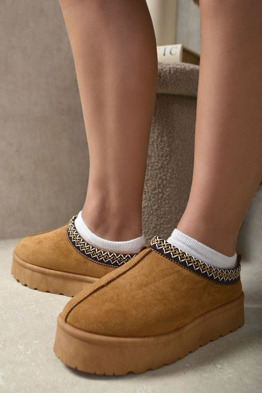 Aztec Detail Low Ankle Platform Slipper Boots - Black River UK