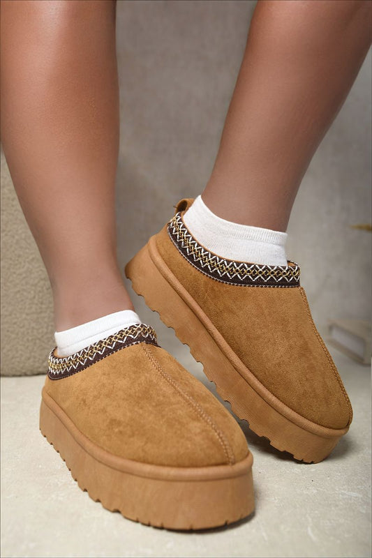 Aztec Detail Low Ankle Platform Slipper Boots - Black River UK