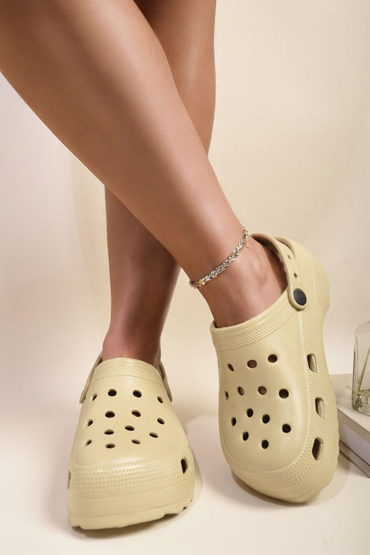 Classic Platform Clog Sandals - Black River UK
