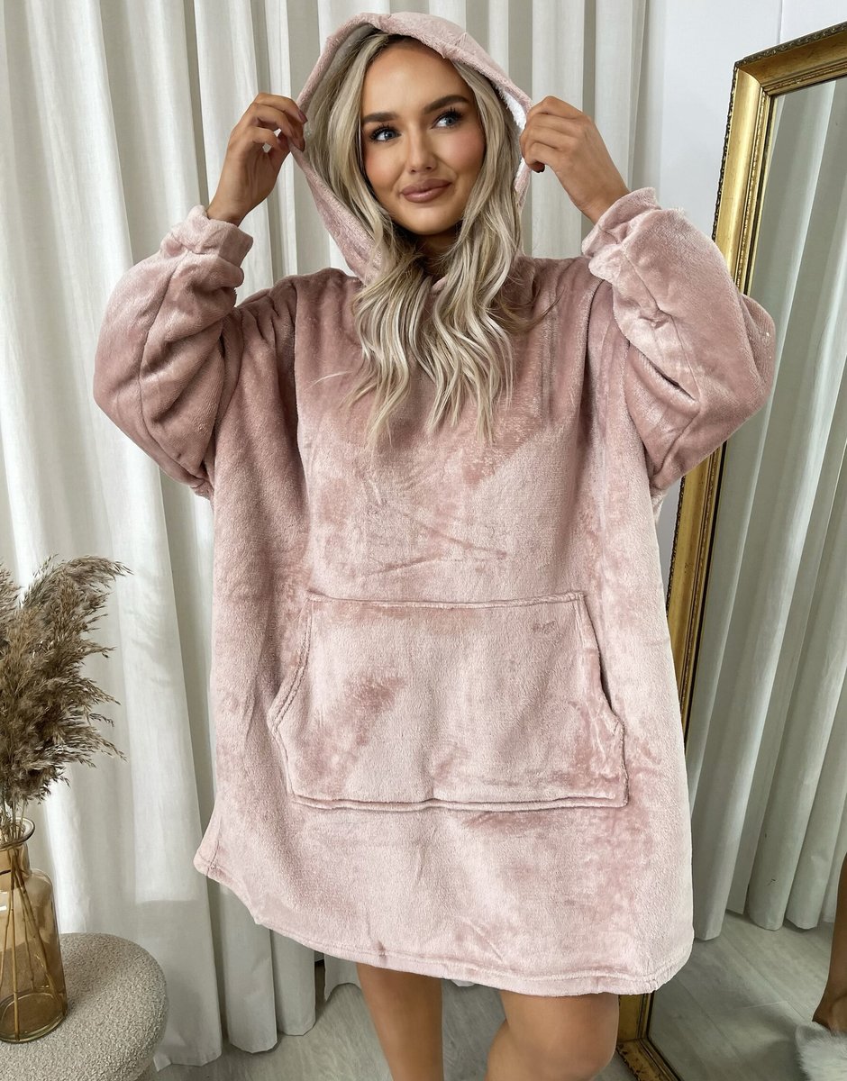 Oversized Fluffy Winter Blanket Hoodie - Black River UK