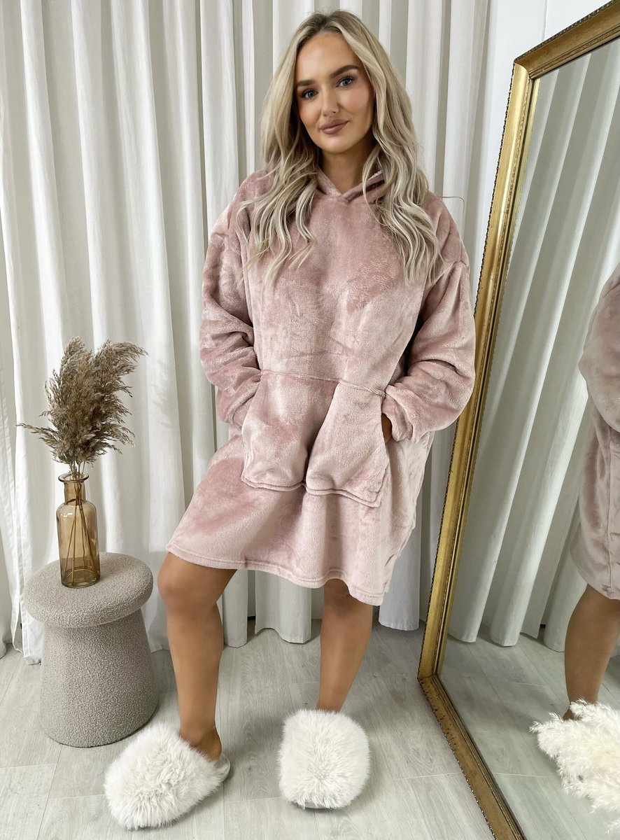Oversized Fluffy Winter Blanket Hoodie - Black River UK