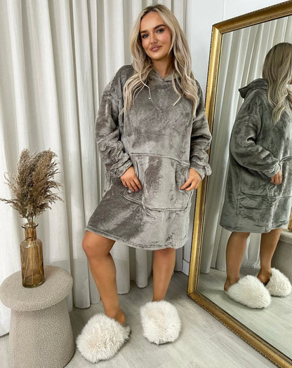 Oversized Fluffy Winter Blanket Hoodie - Black River UK