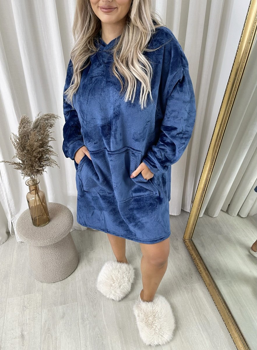 Oversized Fluffy Winter Blanket Hoodie - Black River UK