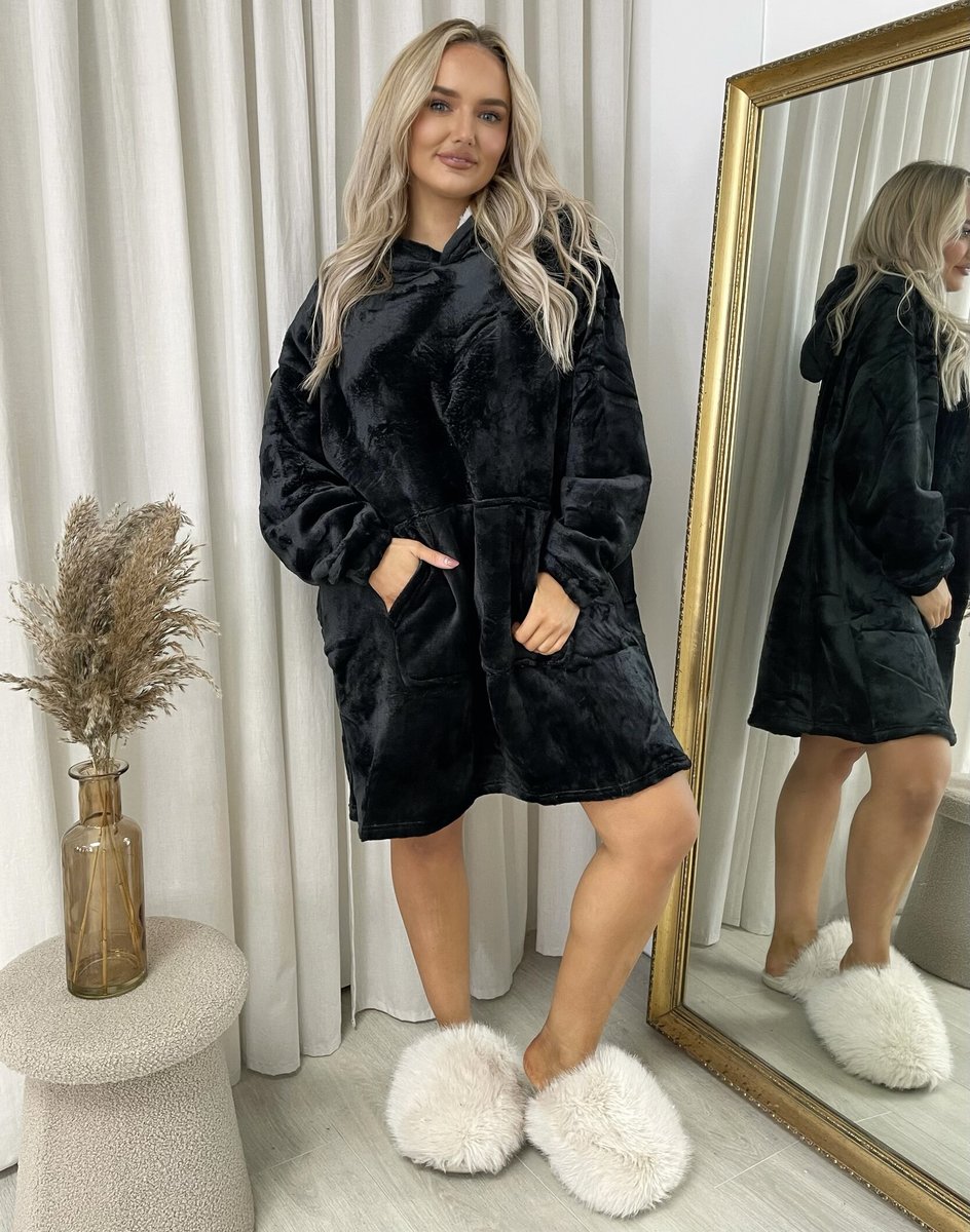Oversized Fluffy Winter Blanket Hoodie - Black River UK