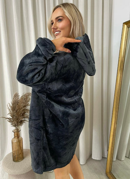 Oversized Fluffy Winter Blanket Hoodie - Black River UK