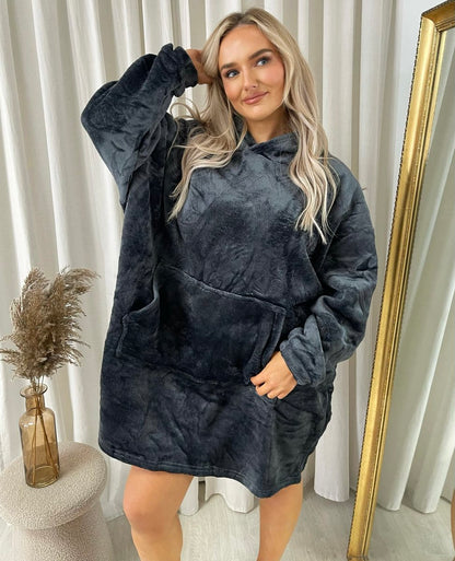 Oversized Fluffy Winter Blanket Hoodie - Black River UK