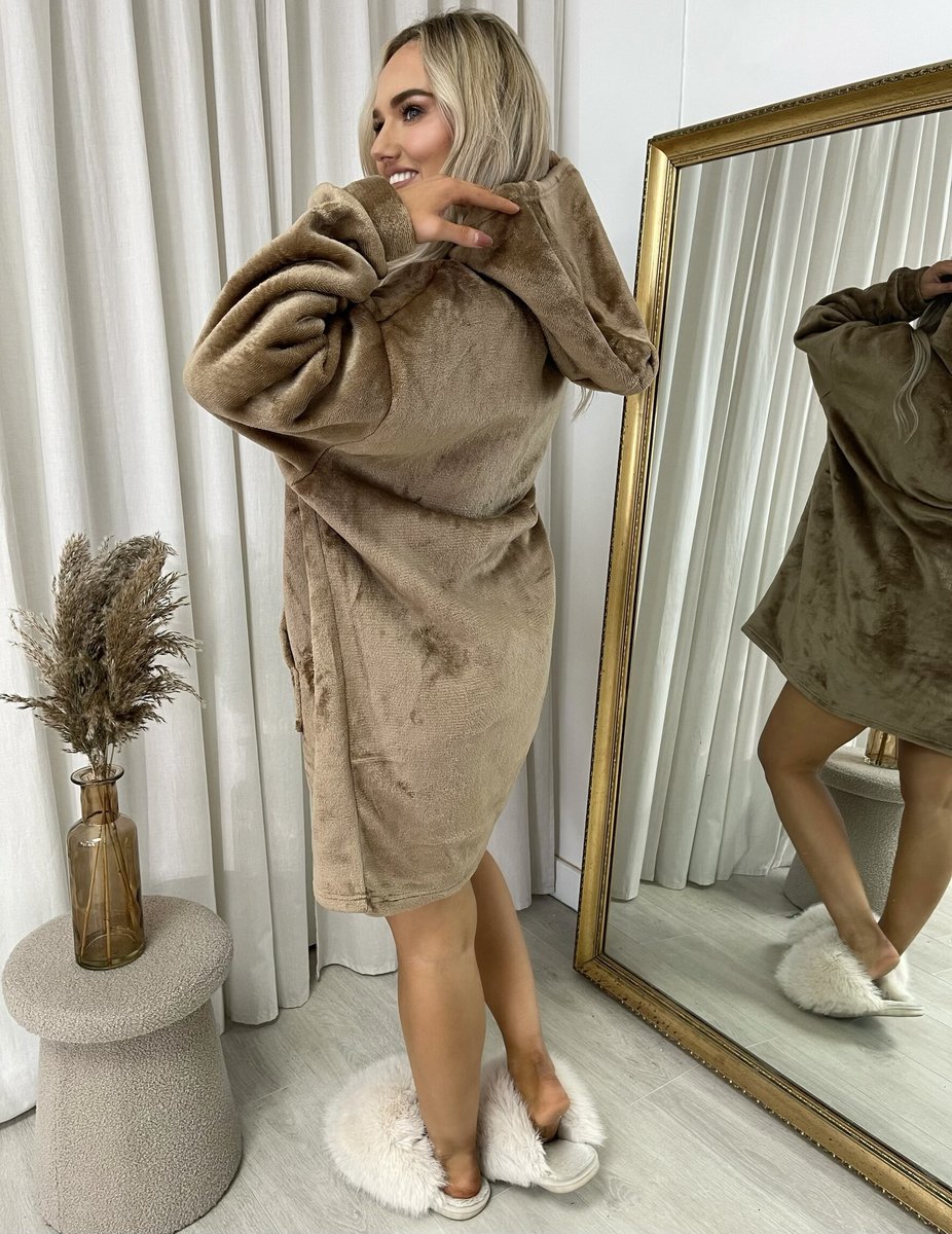 Oversized Fluffy Winter Blanket Hoodie - Black River UK